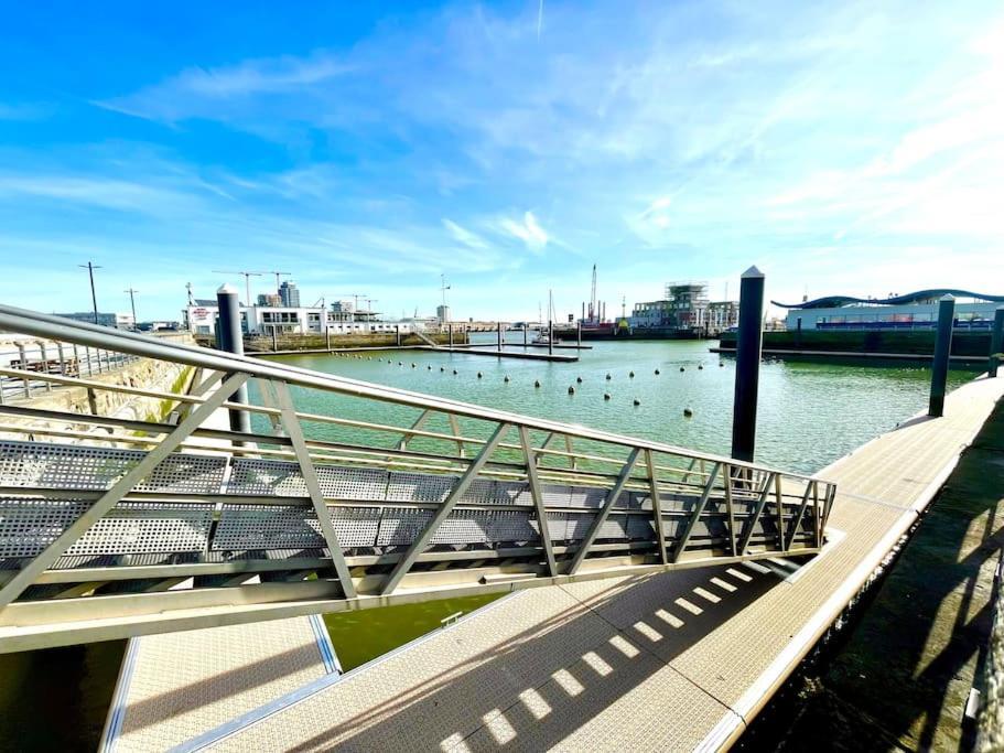 Ostend Chic, Luxe Loftstijl In Oostende Esterno foto