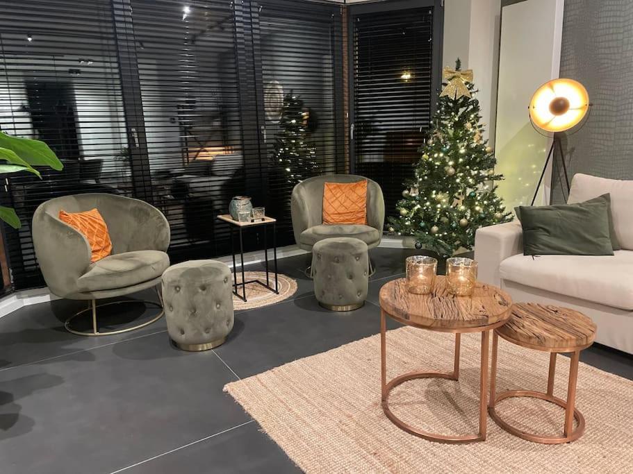Ostend Chic, Luxe Loftstijl In Oostende Esterno foto